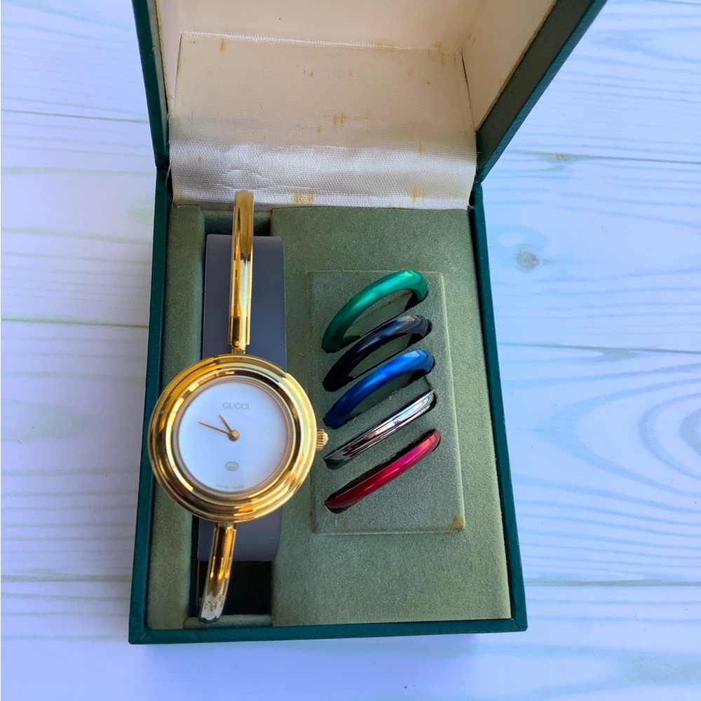 Gucci Gold Watch with Interchangeable Bezels - Picture 2 of 6